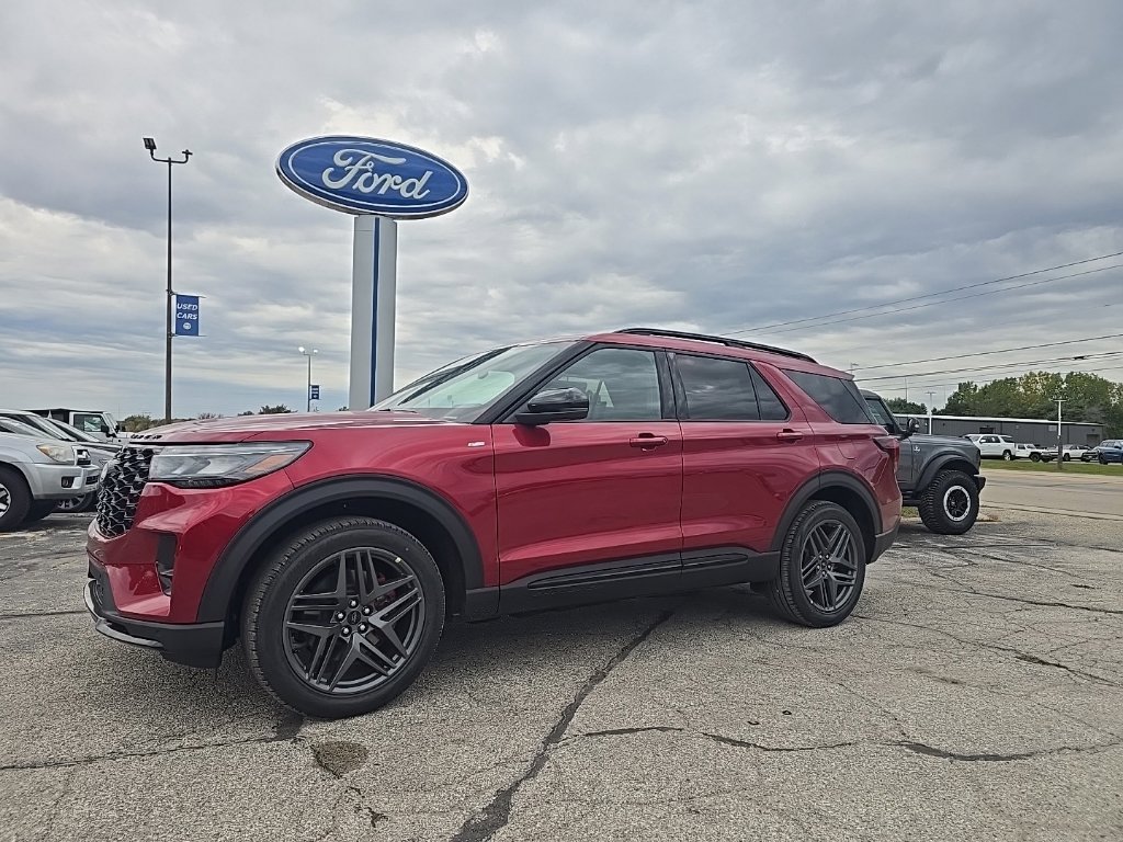 New 2027 Ford Explorer ST-Line w/ Premium Package AWD/4WD image 1