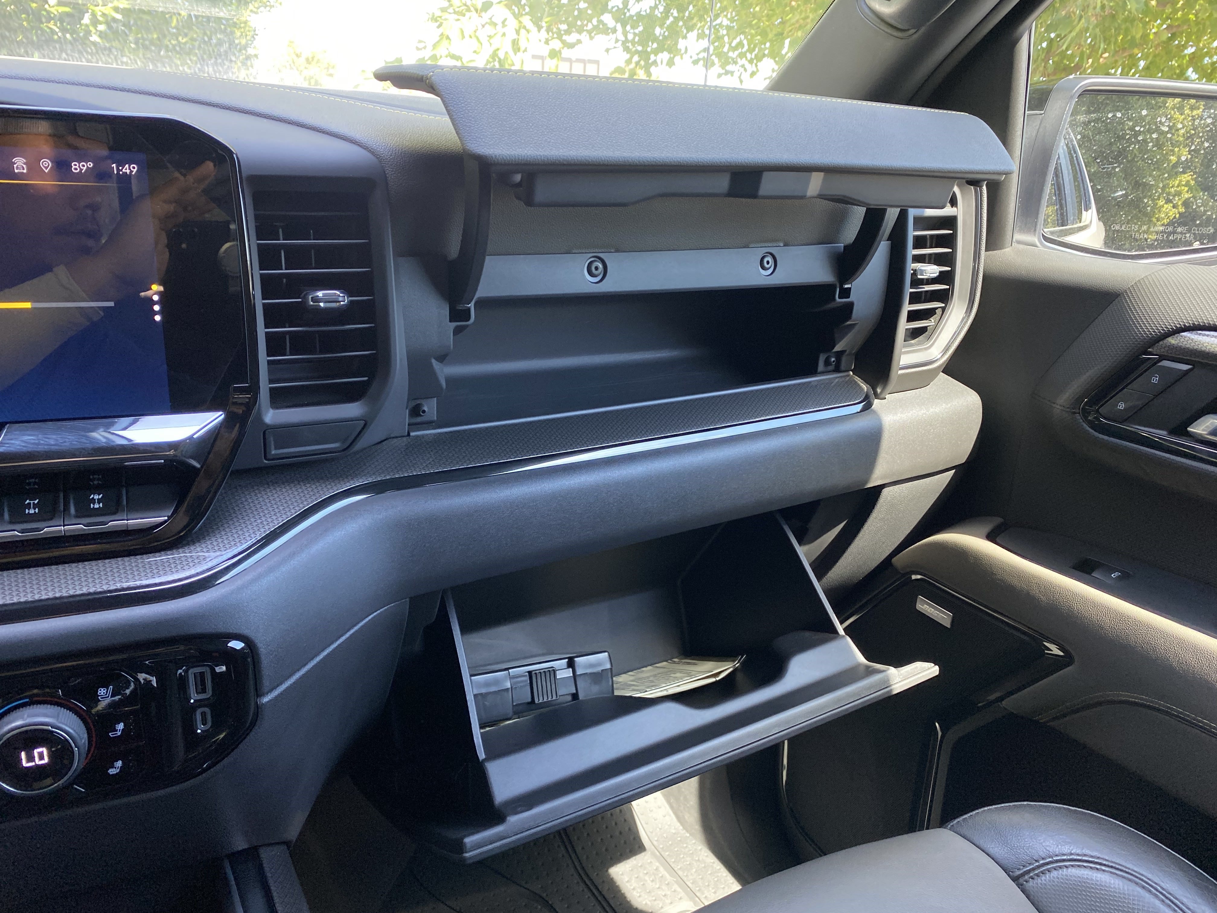 Used 2023 Chevrolet Silverado 1500 ZR2 w/ Technology Package AWD/4WD image 32