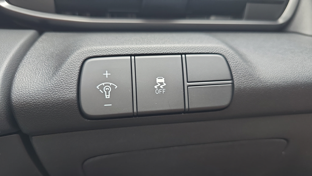 New 2026 Hyundai Elantra SEL Sport Premium FWD image 14