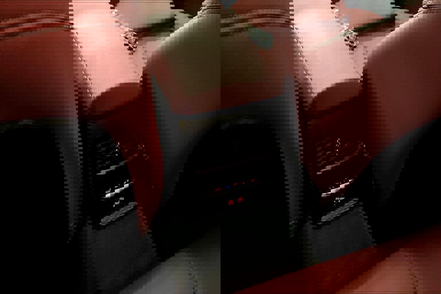 Used 2025 BMW i4 eDrive40 w/ M Sport Package image 38