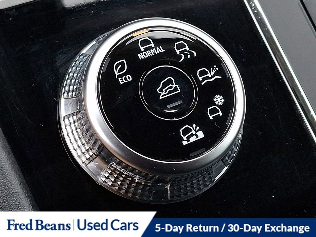 Used 2022 Mitsubishi Outlander SE image 25