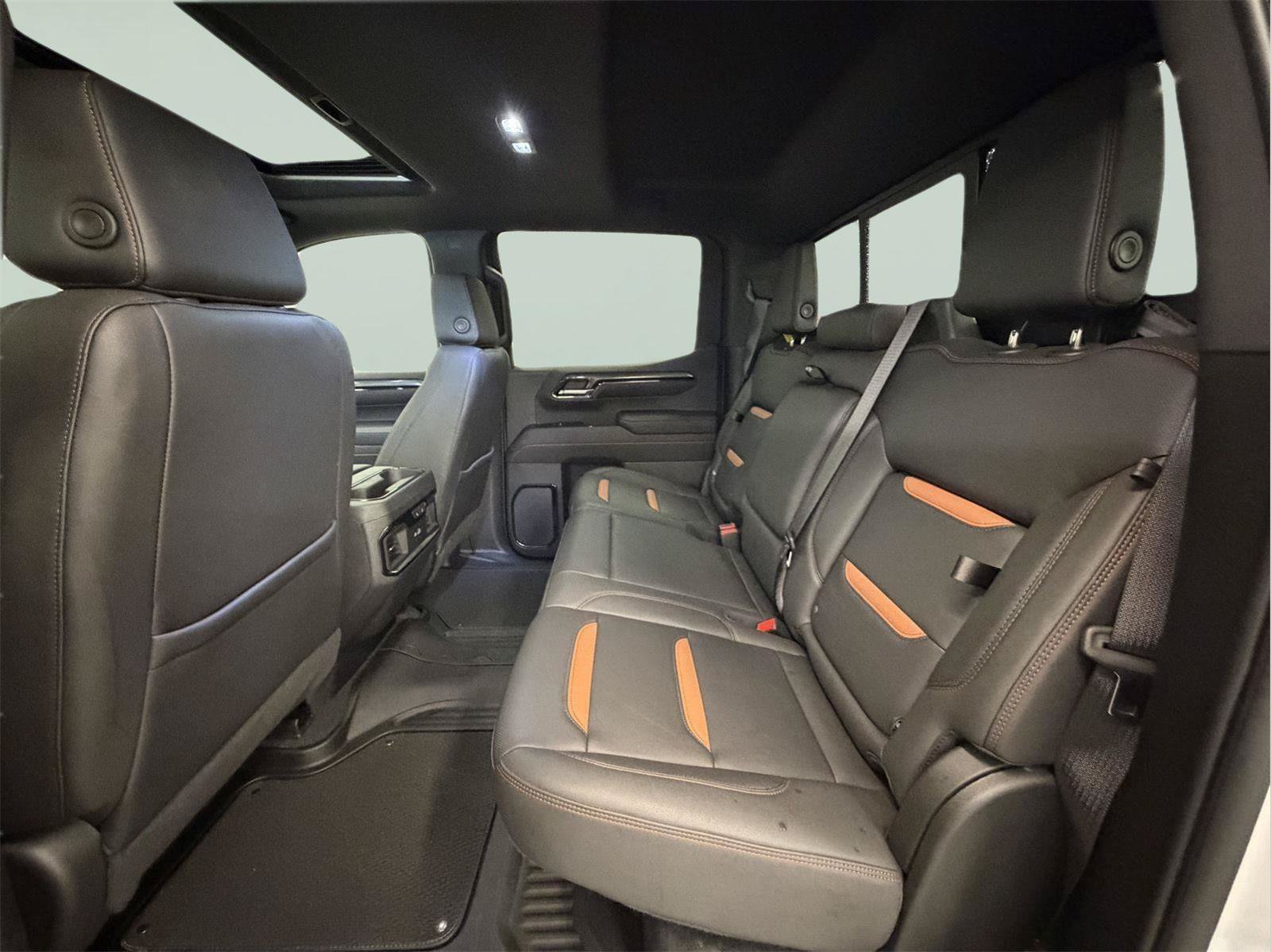 Used 2023 GMC Sierra 1500 AT4 w/ AT4 Premium Package AWD/4WD image 26