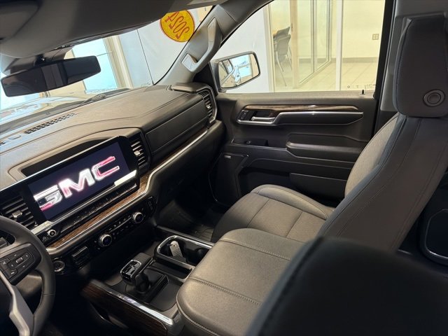 Used 2024 GMC Sierra 1500 Elevation w/ Preferred Package image 30