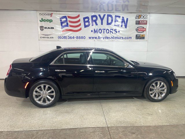 Used 2017 Chrysler 300 C