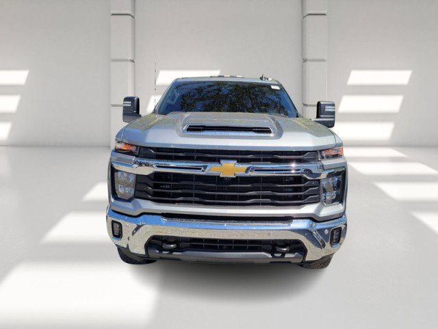 Used 2025 Chevrolet Silverado 2500 LT w/ All Star Edition image 2