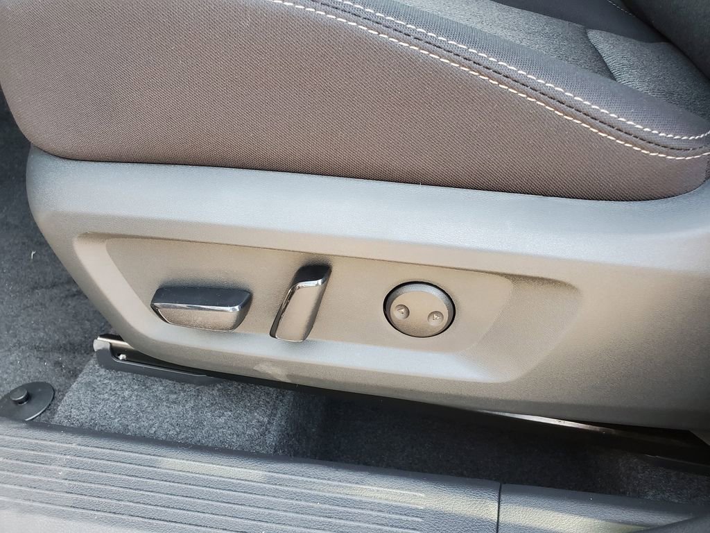 New 2026 Nissan Rogue SV image 19