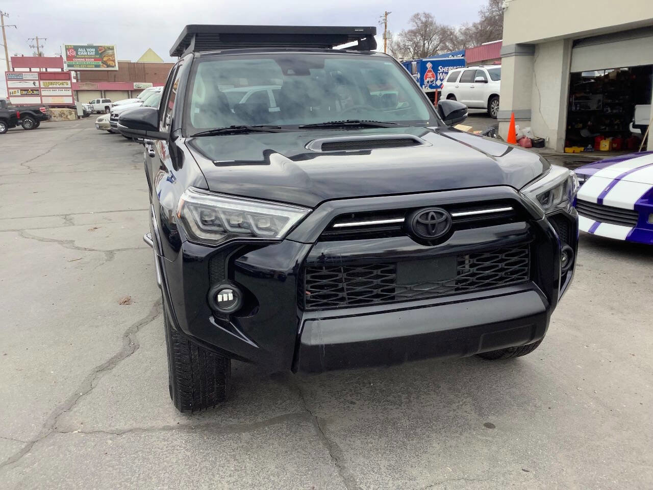 Used 2021 Toyota 4Runner Venture w/ Moonroof Package AWD/4WD image 18