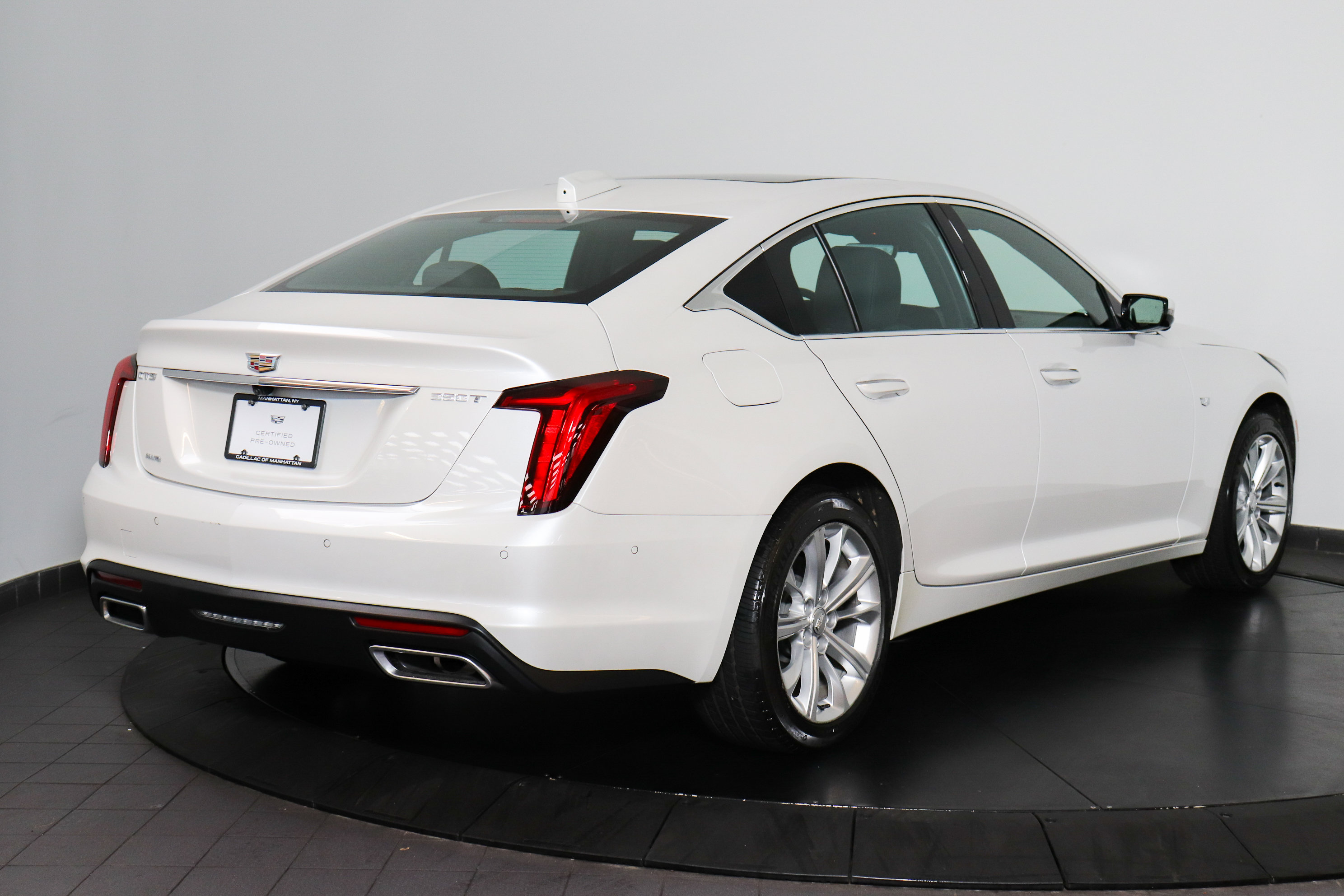 Used 2025 Cadillac CT5 Premium Luxury w/ Technology Package AWD/4WD image 6