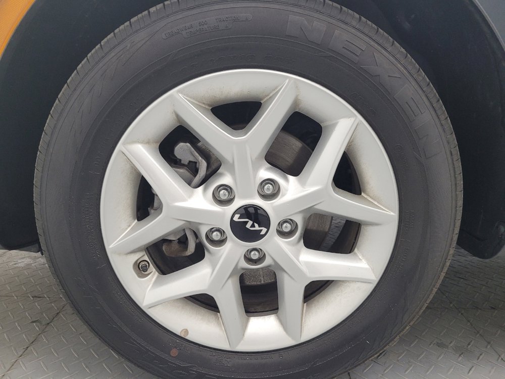 Used 2025 Kia Soul LX w/ LX Technology Package image 31