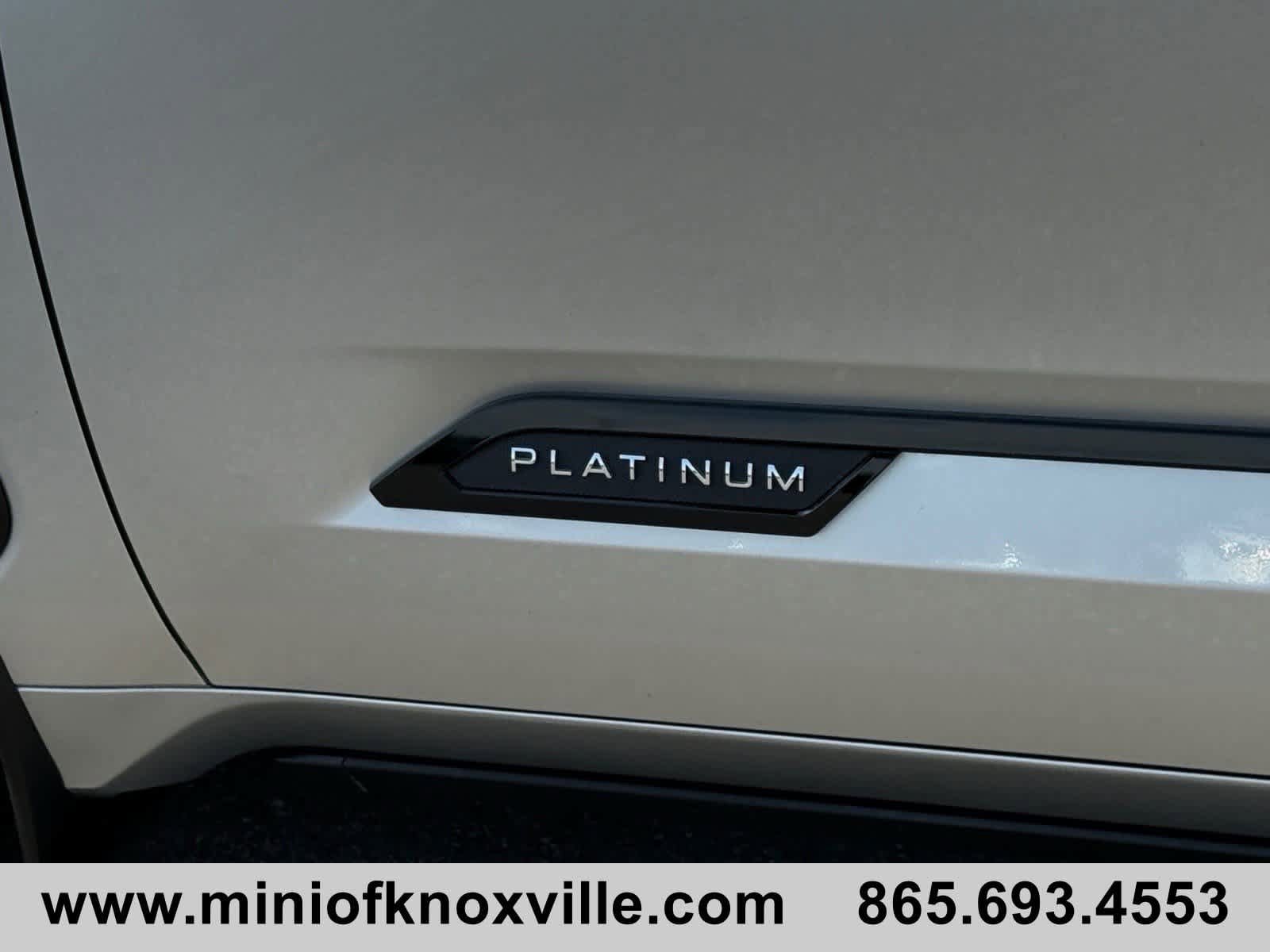 Used 2024 Toyota Sequoia Platinum AWD/4WD image 10