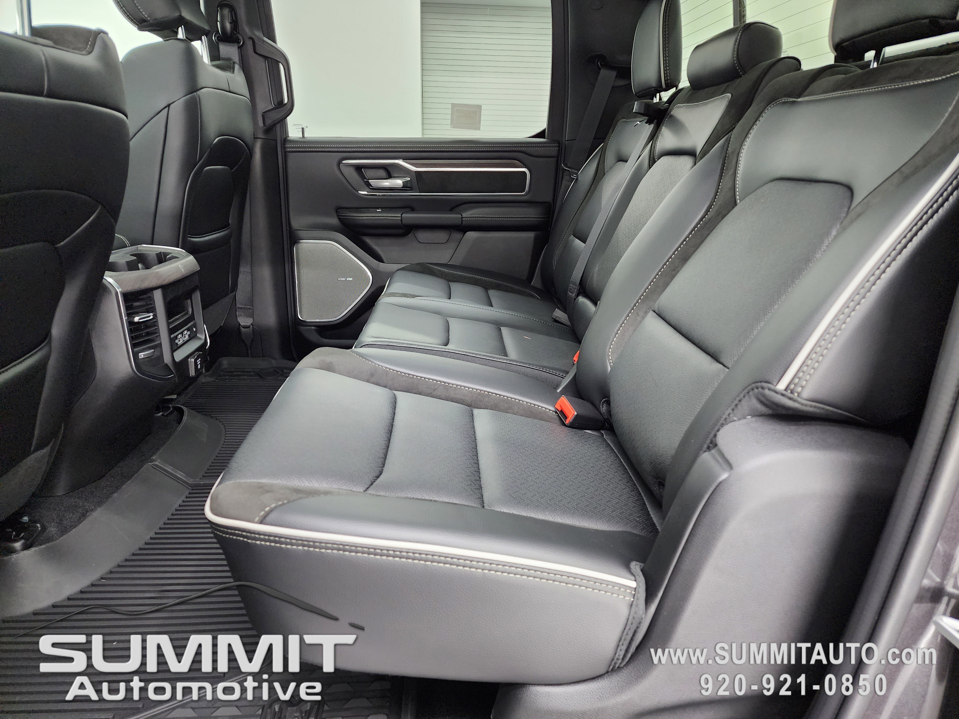 New 2026 RAM 1500 Laramie w/ Night Edition AWD/4WD image 43