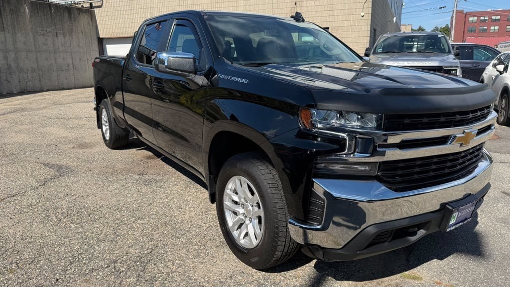 Used 2021 Chevrolet Silverado 1500 LT AWD/4WD image 8