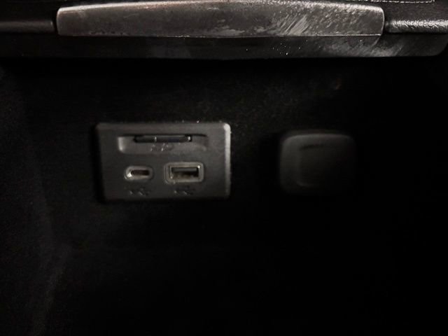 Used 2019 Cadillac XT4 Premium Luxury image 30