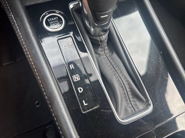 Used 2021 Nissan Kicks SV FWD image 23