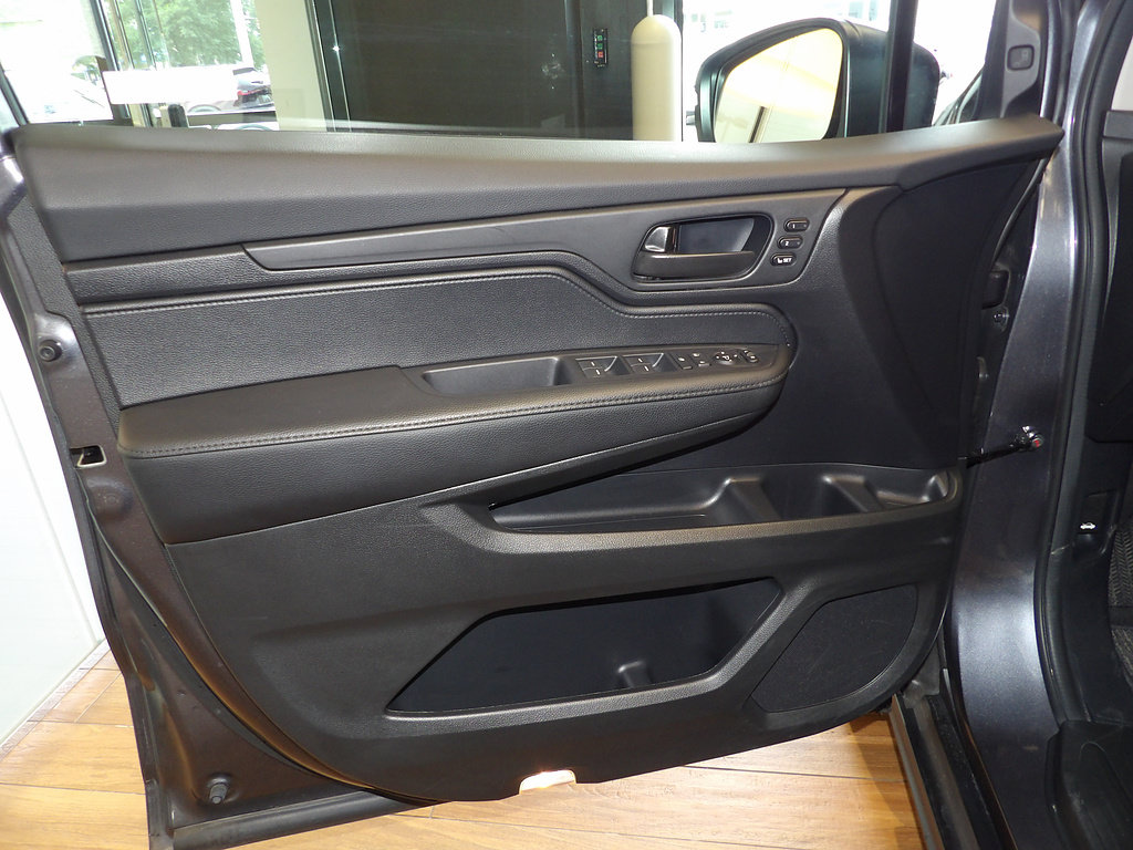 Used 2025 Honda Odyssey EX-L image 24