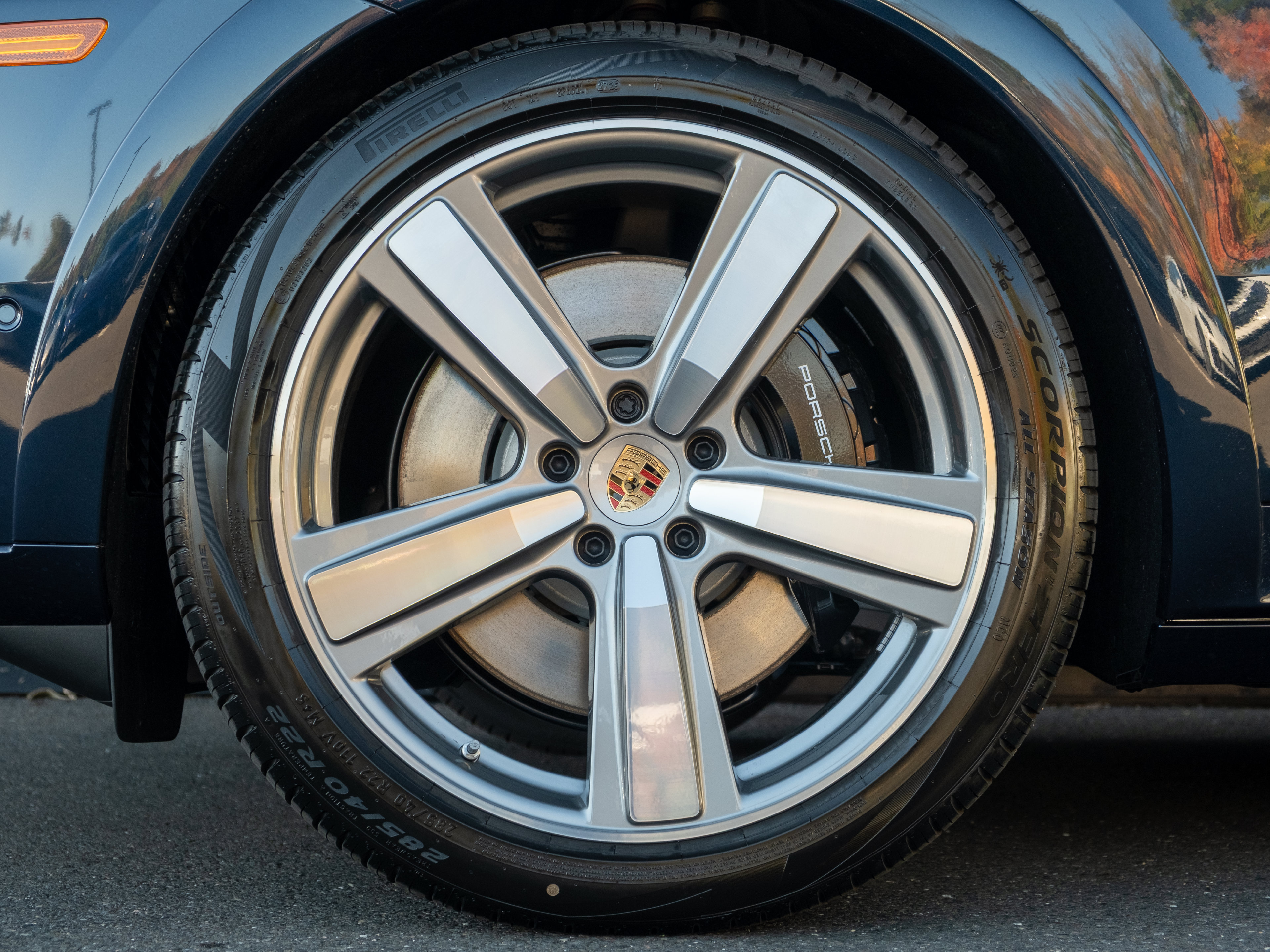New 2026 Porsche Cayenne GTS AWD/4WD image 12