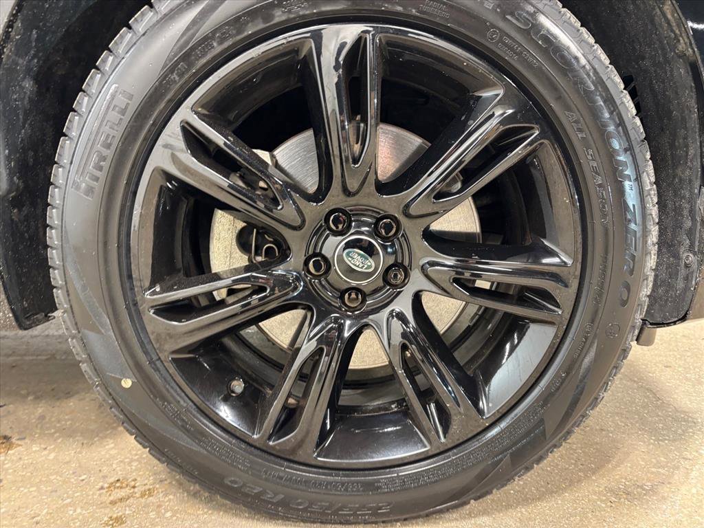 Used 2023 Land Rover Range Rover Velar R-Dynamic S image 11