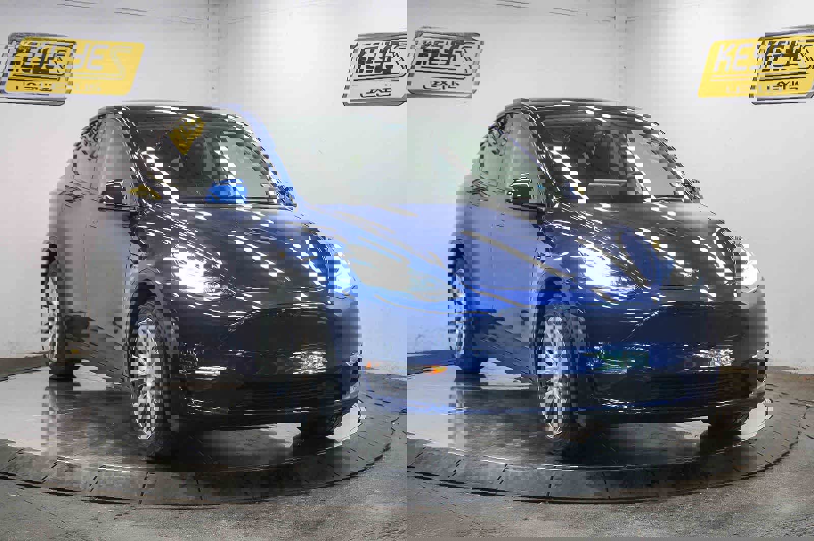 Used 2021 Tesla Model Y Long Range image 5