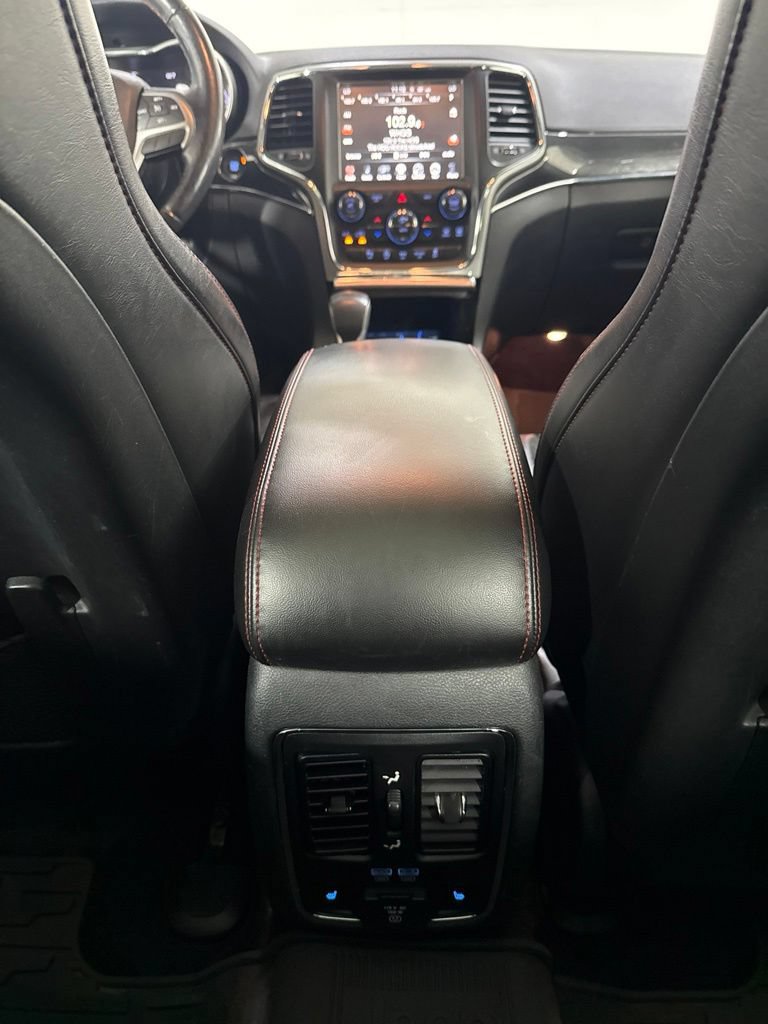 Used 2017 Jeep Grand Cherokee Trailhawk w/ Trailhawk Luxury Group AWD/4WD image 25