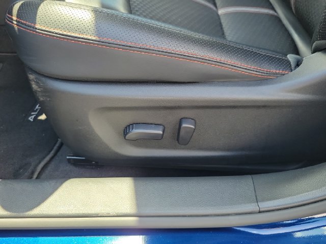 Used 2023 Nissan Altima 2.5 SR FWD image 17