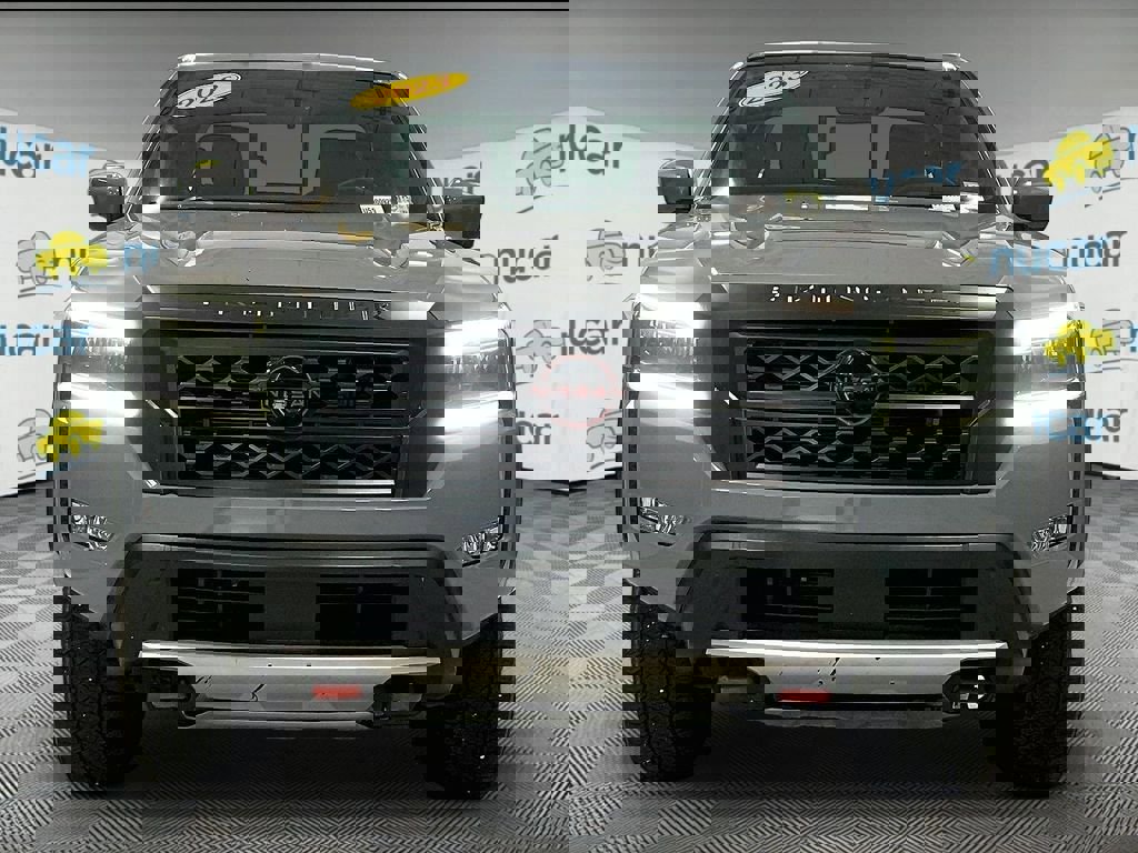 Used 2023 Nissan Frontier PRO-4X w/ Pro Convenience Package image 2