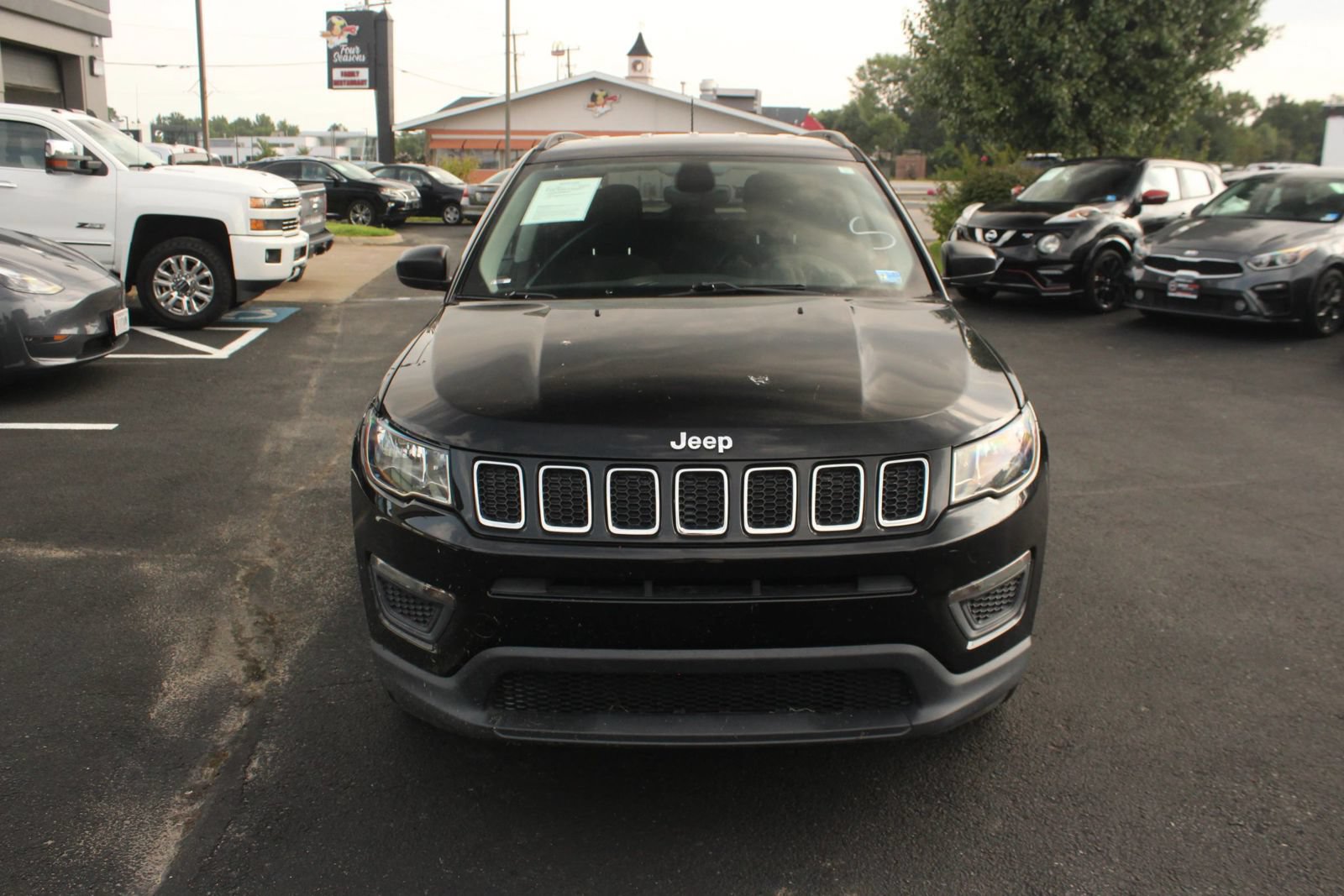 Used 2018 Jeep Compass Sport AWD/4WD image 12