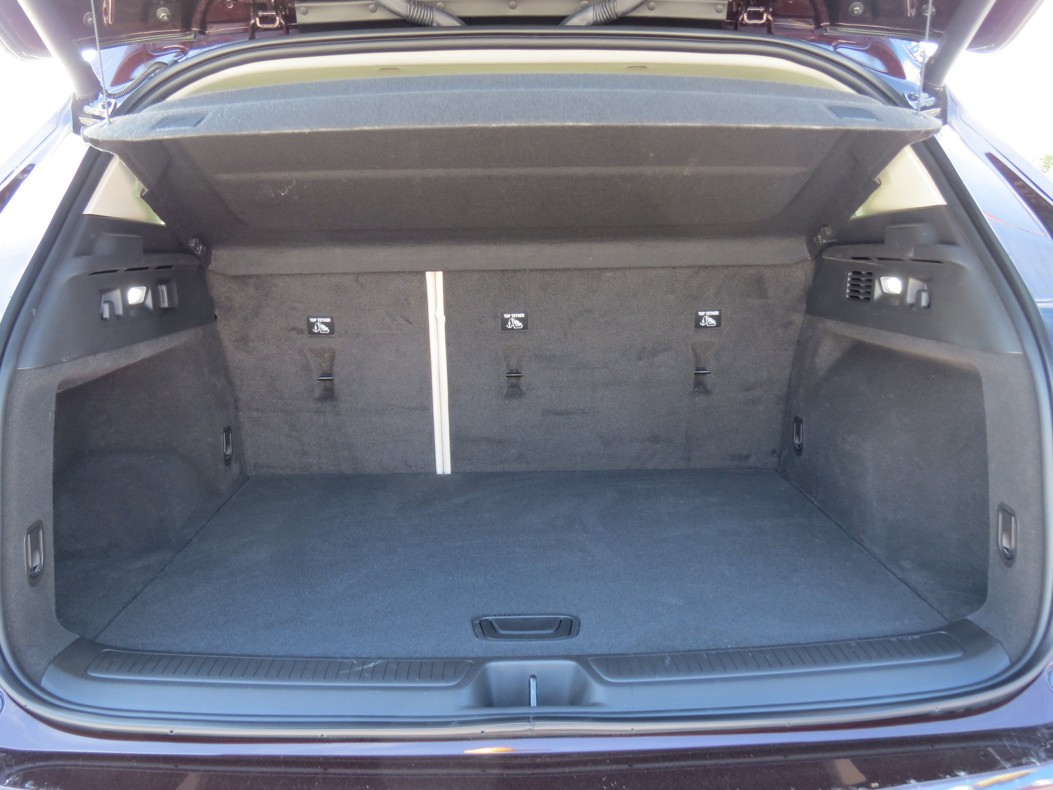 Used 2023 Buick Envision Avenir image 11