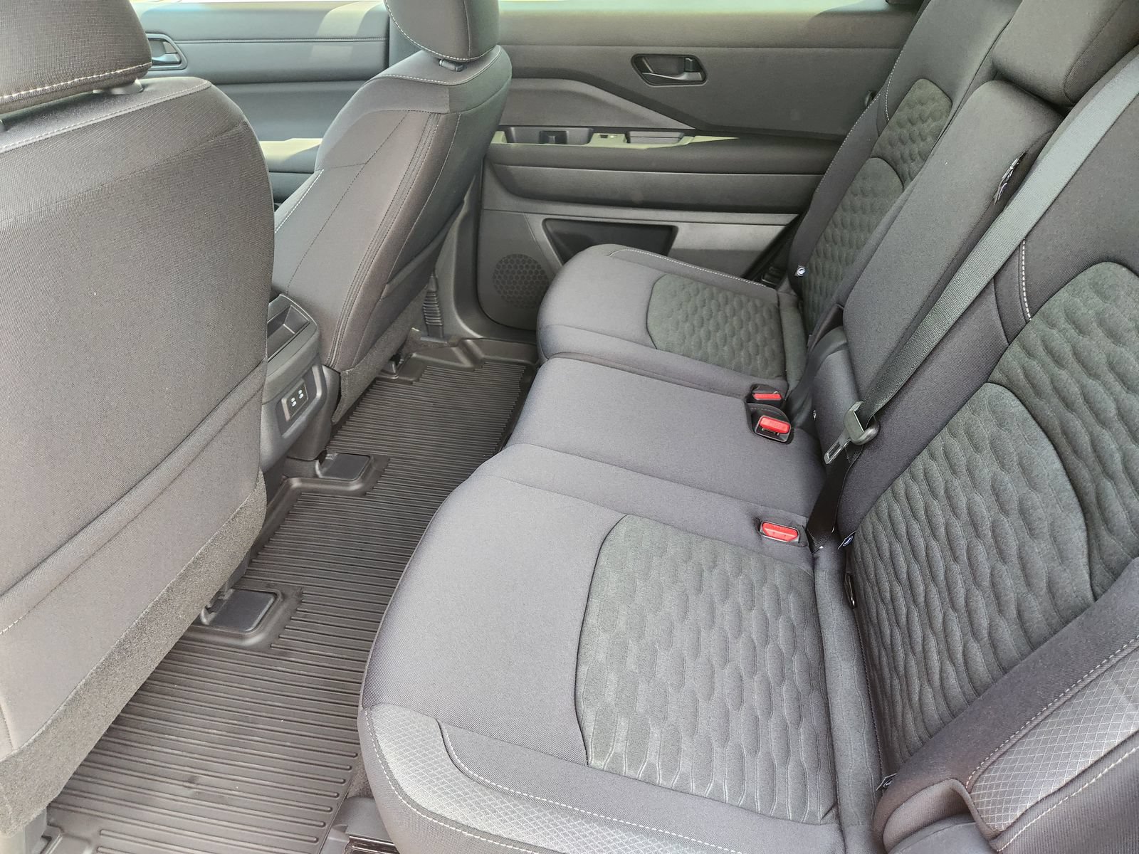 New 2026 Nissan Pathfinder SV FWD image 24