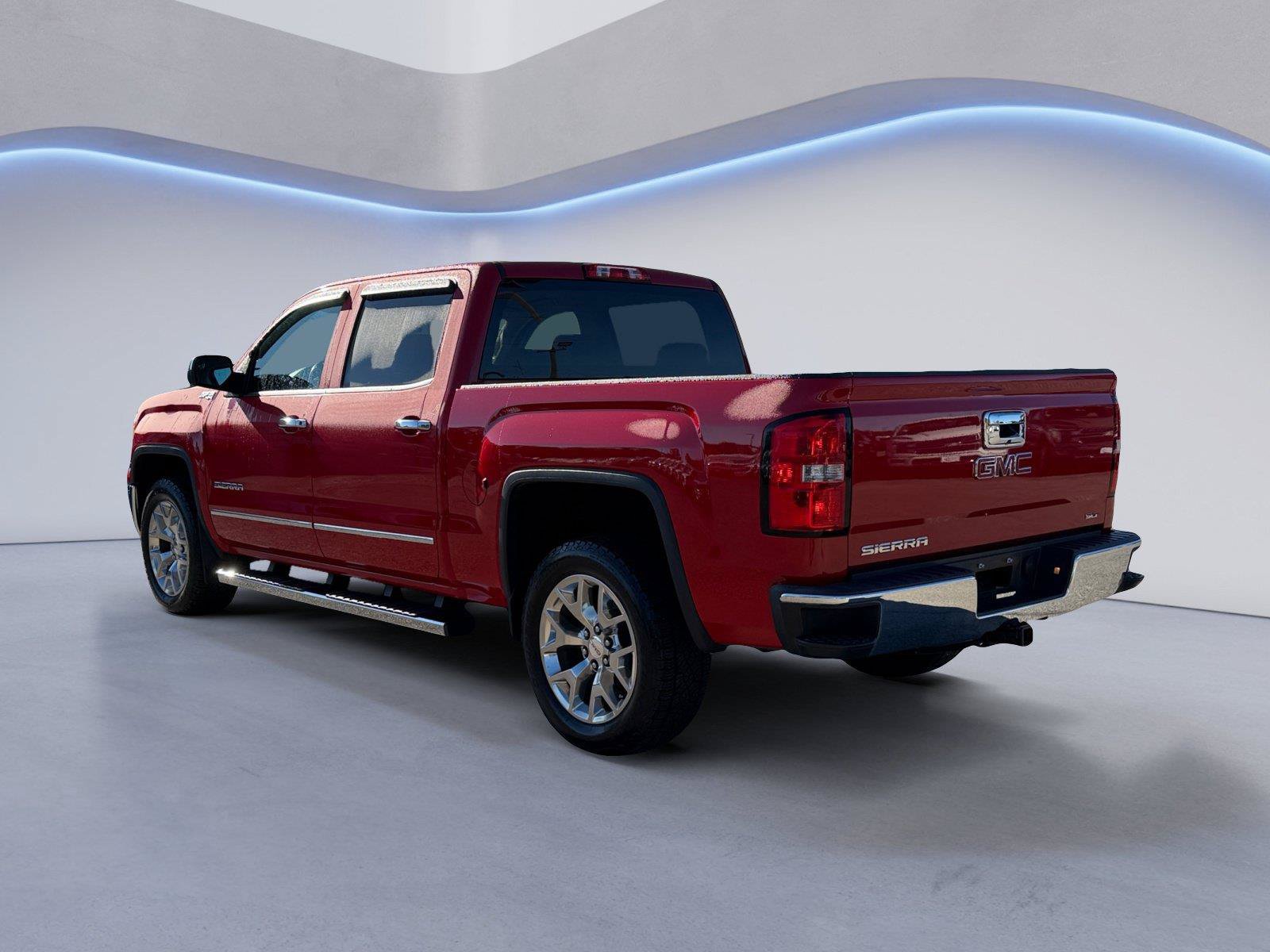 Used 2015 GMC Sierra 1500 SLT w/ SLT Crew Cab Value Package AWD/4WD image 5