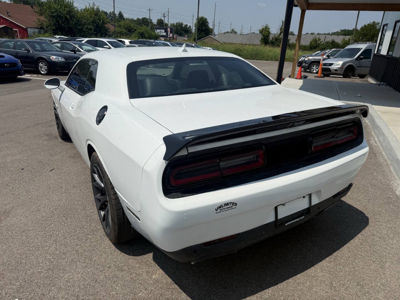 Used 2017 Dodge Challenger R/T Scat Pack RWD image 10