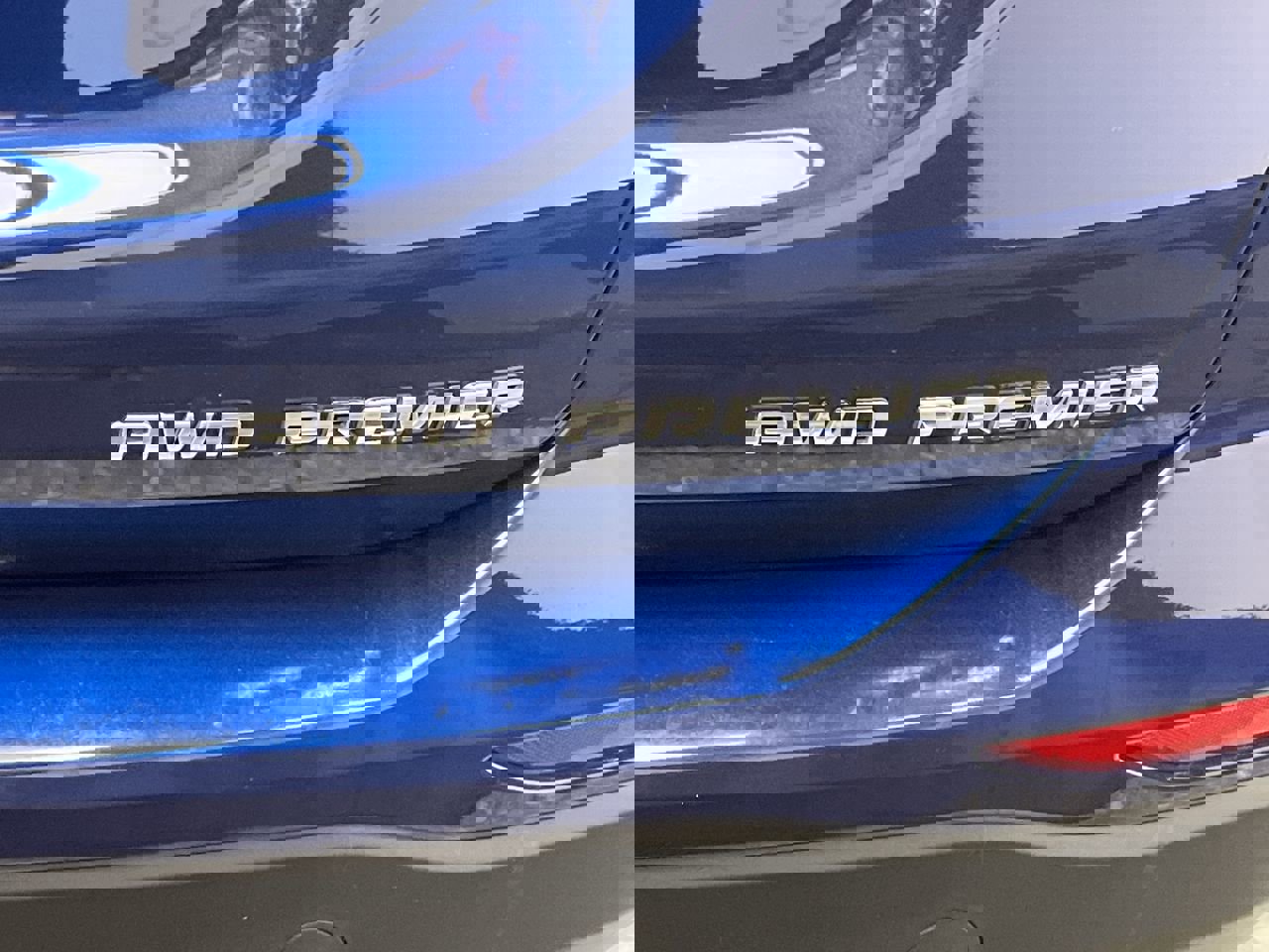 Certified 2022 Chevrolet Equinox Premier w/ LPO, Floor Liner Package image 33