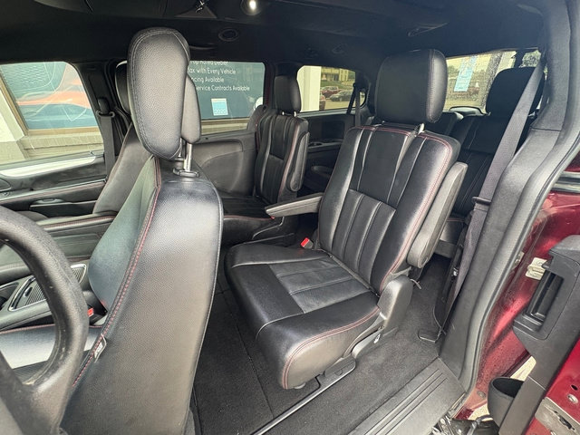 Used 2019 Dodge Grand Caravan GT FWD image 16
