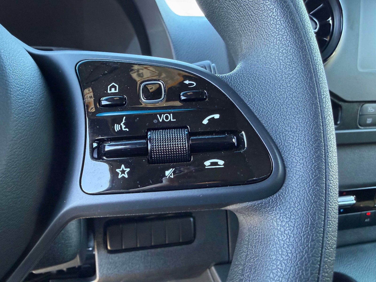 Used 2024 Mercedes-Benz Sprinter 144 Cargo image 29