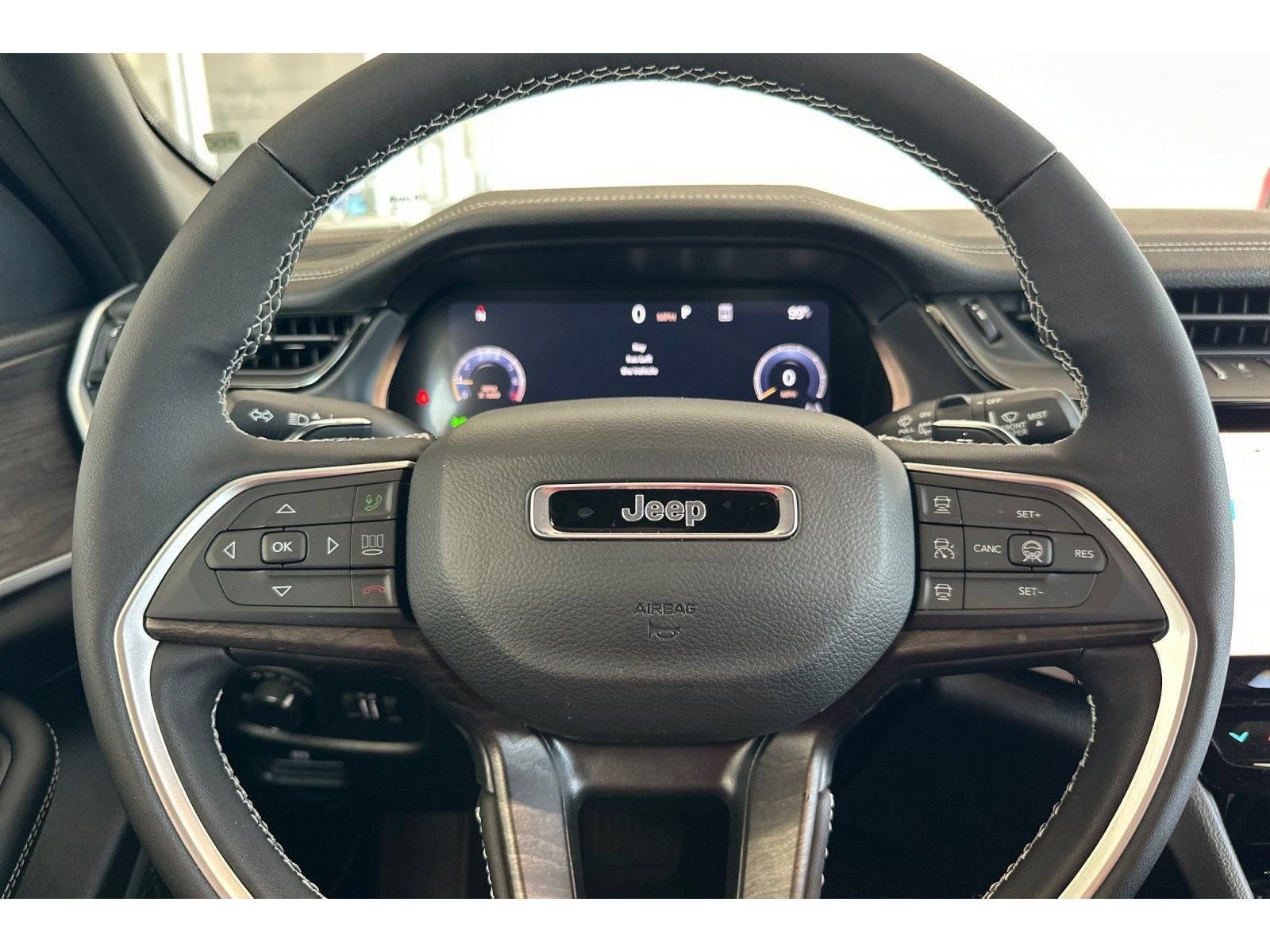 New 2026 Jeep Grand Cherokee Altitude AWD/4WD image 25