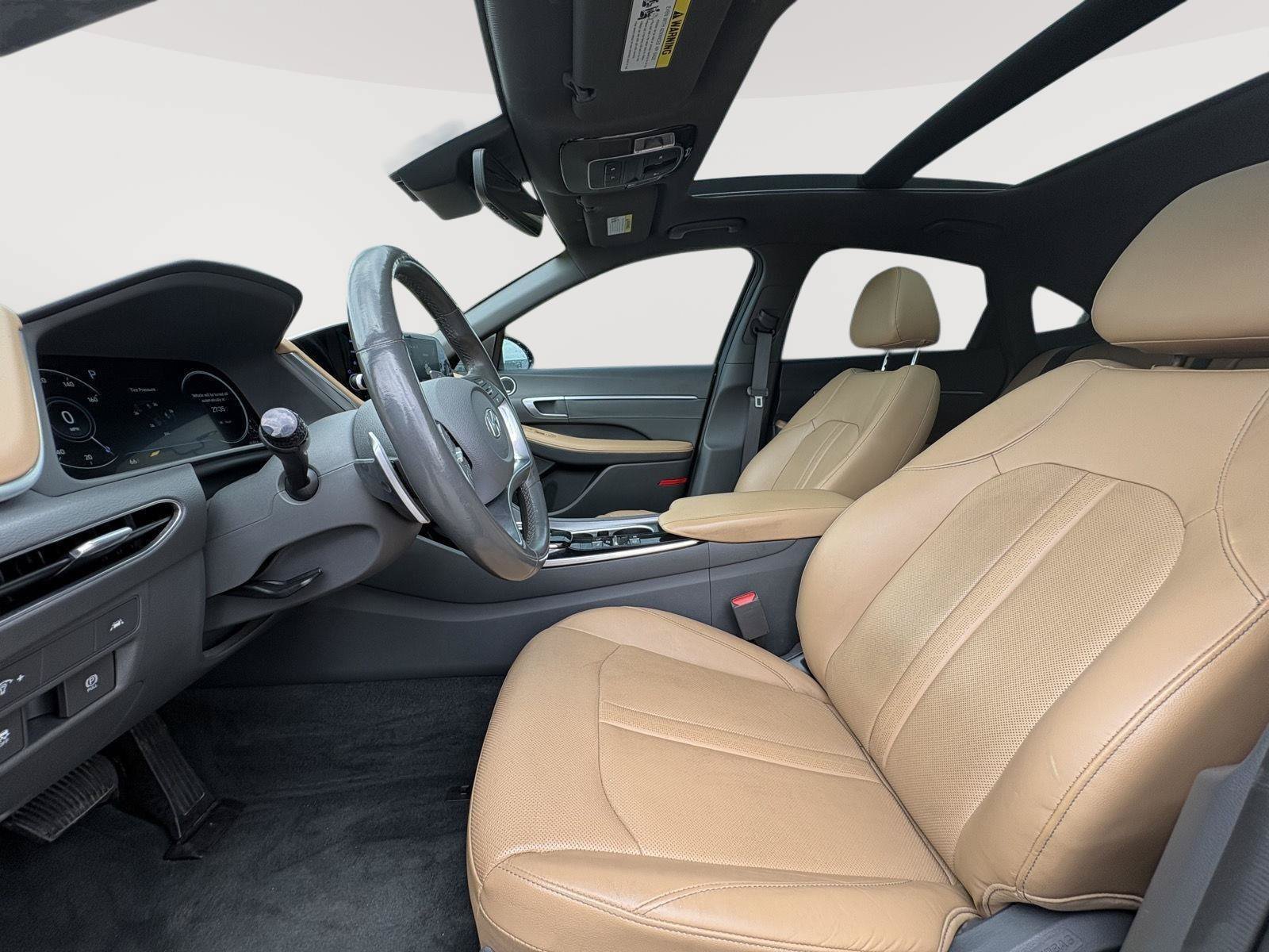 Used 2021 Hyundai Sonata Limited w/ Winter Weather Package FWD image 10