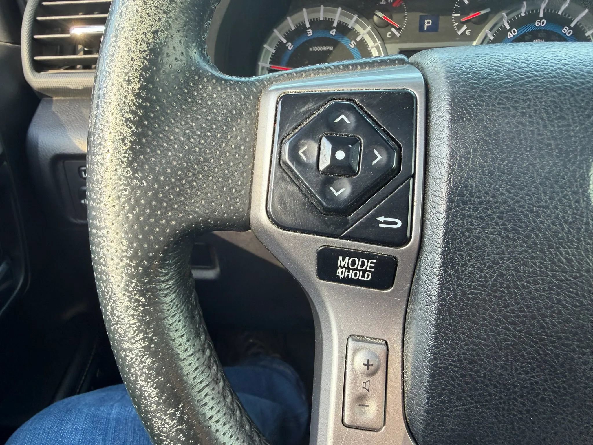 Used 2016 Toyota 4Runner Limited image 42