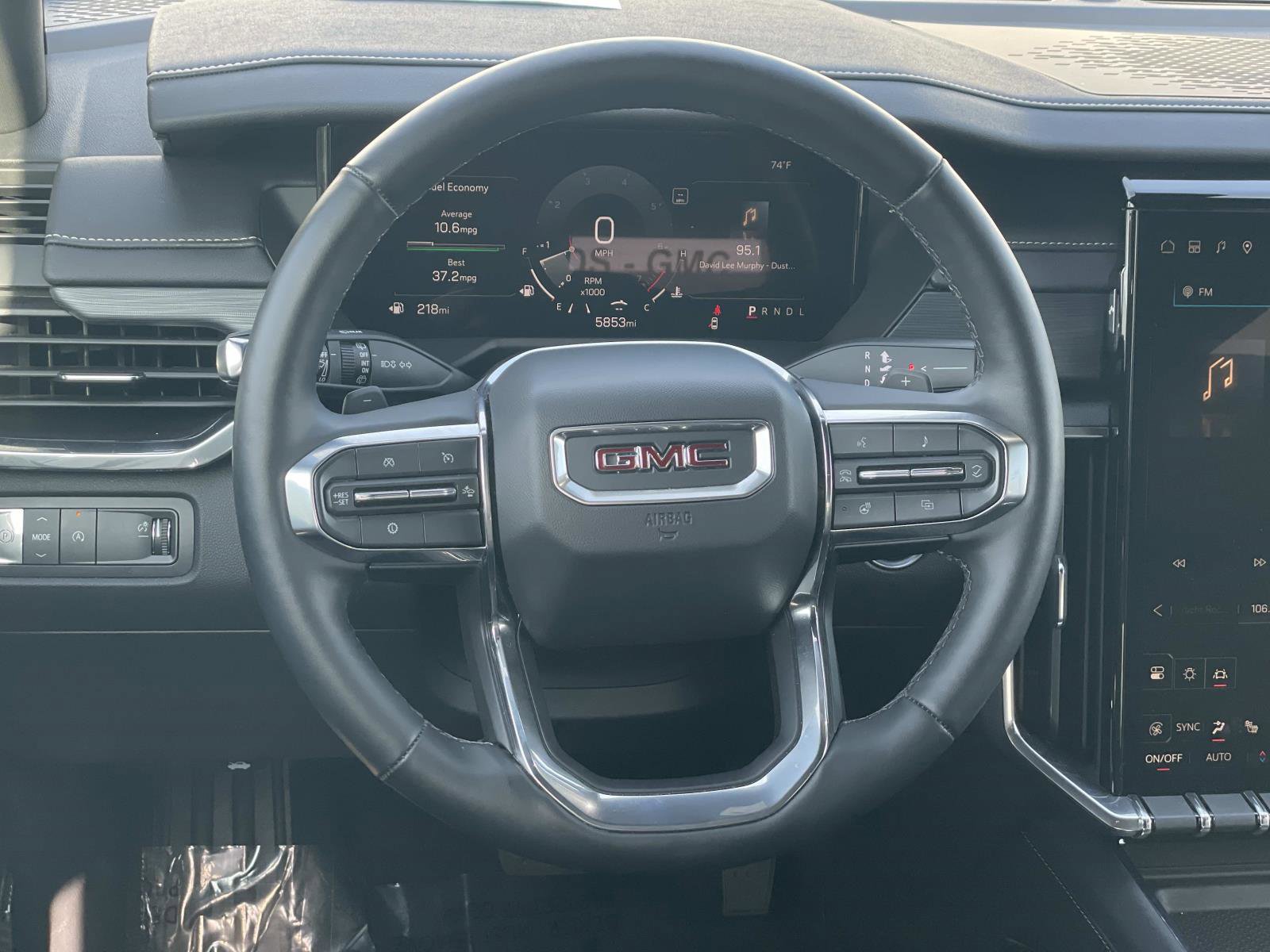 Used 2025 GMC Acadia Elevation w/ Elevation Premium Package image 10