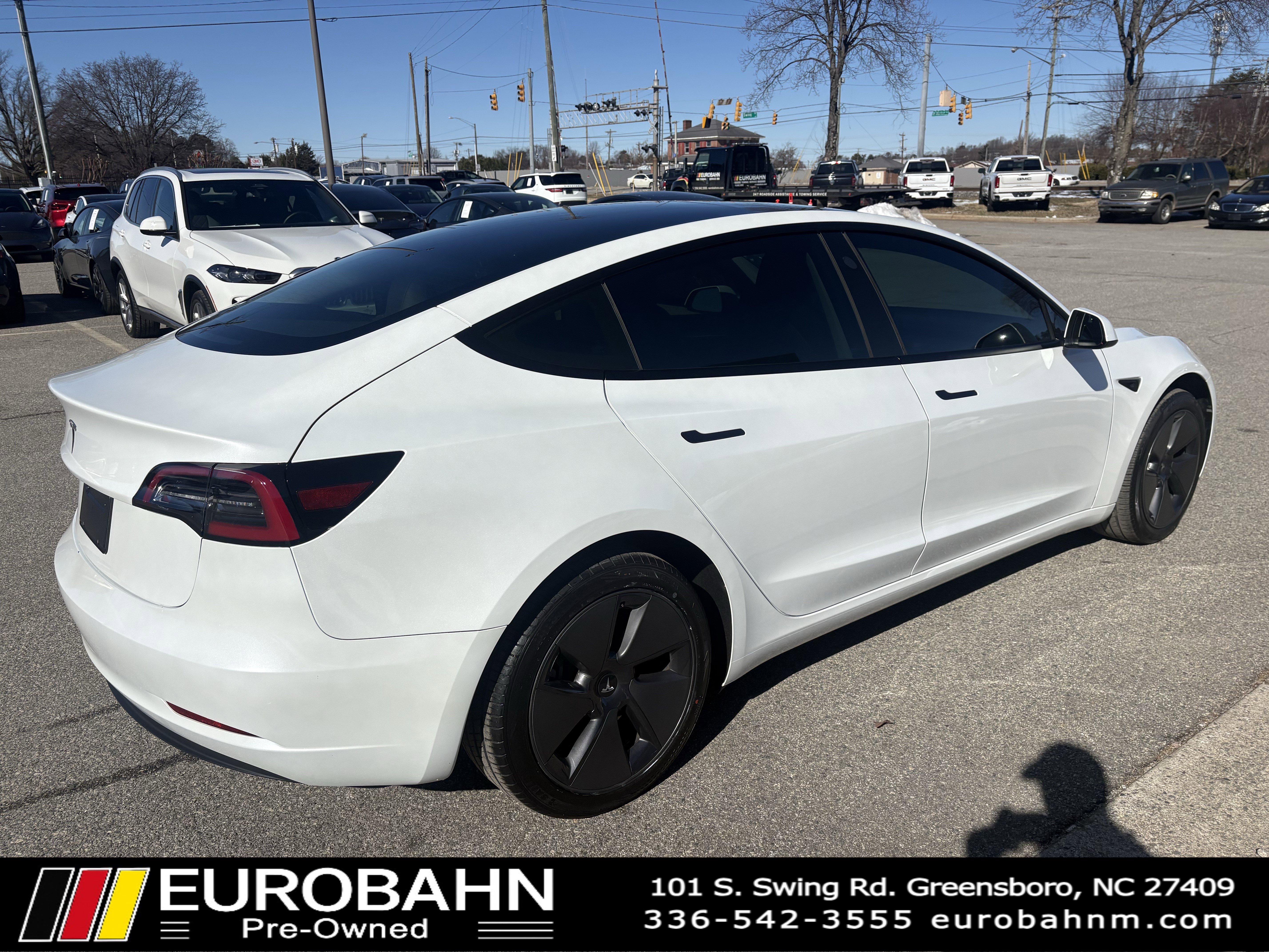 Used 2023 Tesla Model 3 Standard Range image 30