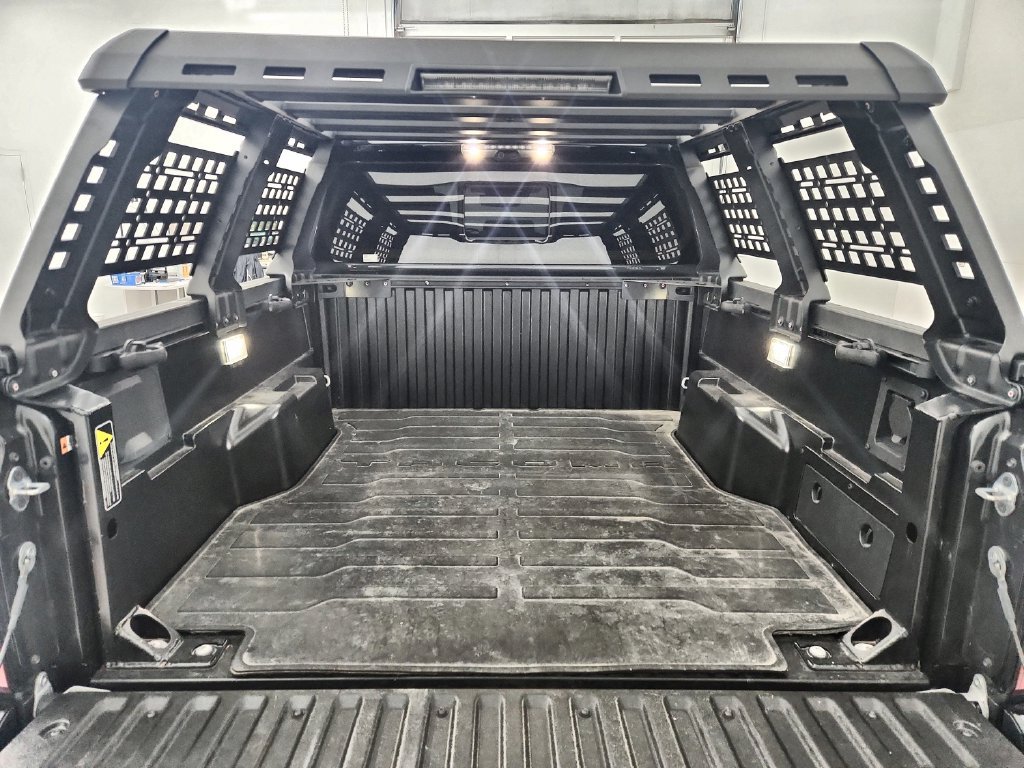 Used 2025 Toyota Tacoma TRD Pro AWD/4WD image 36