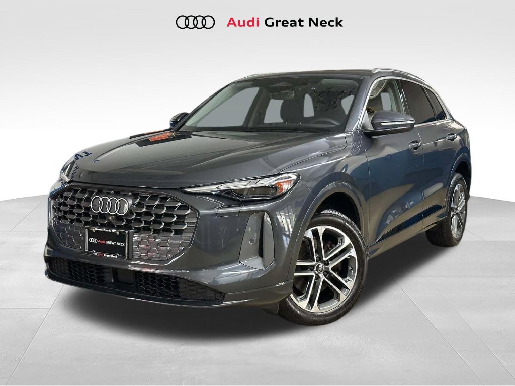 Used 2025 Audi Q5 Premium w/ Convenience Package