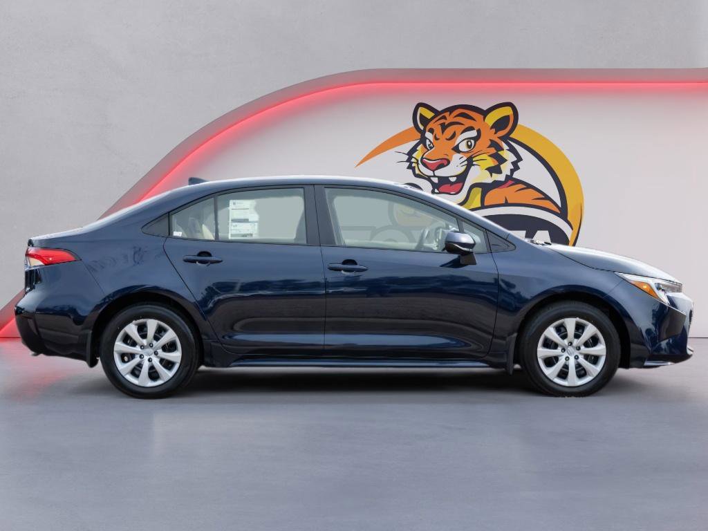New 2026 Toyota Corolla LE image 4