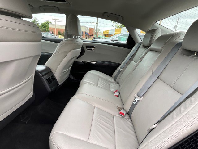 Used 2016 Toyota Avalon XLE Premium FWD image 26