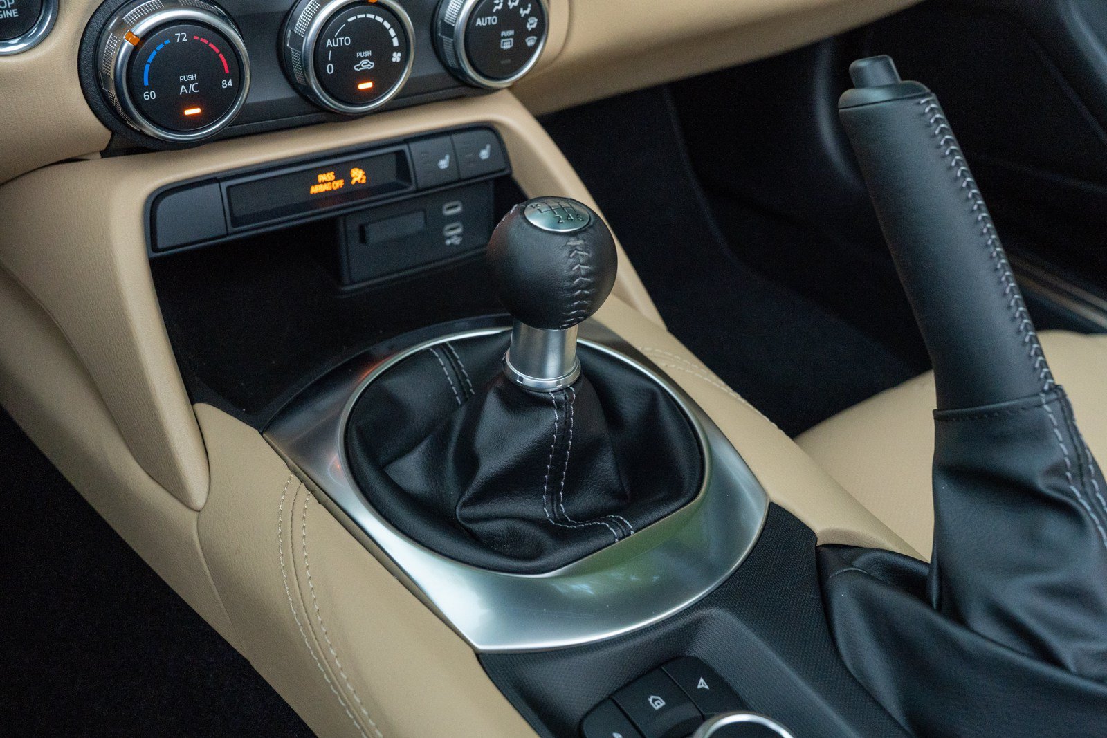 Used 2026 MAZDA MX-5 Miata Grand Touring RWD image 23