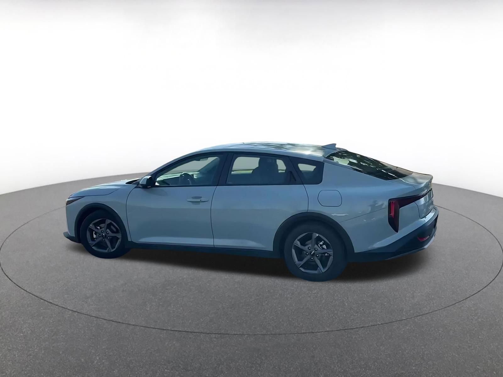 Used 2025 Kia K4 FWD image 10
