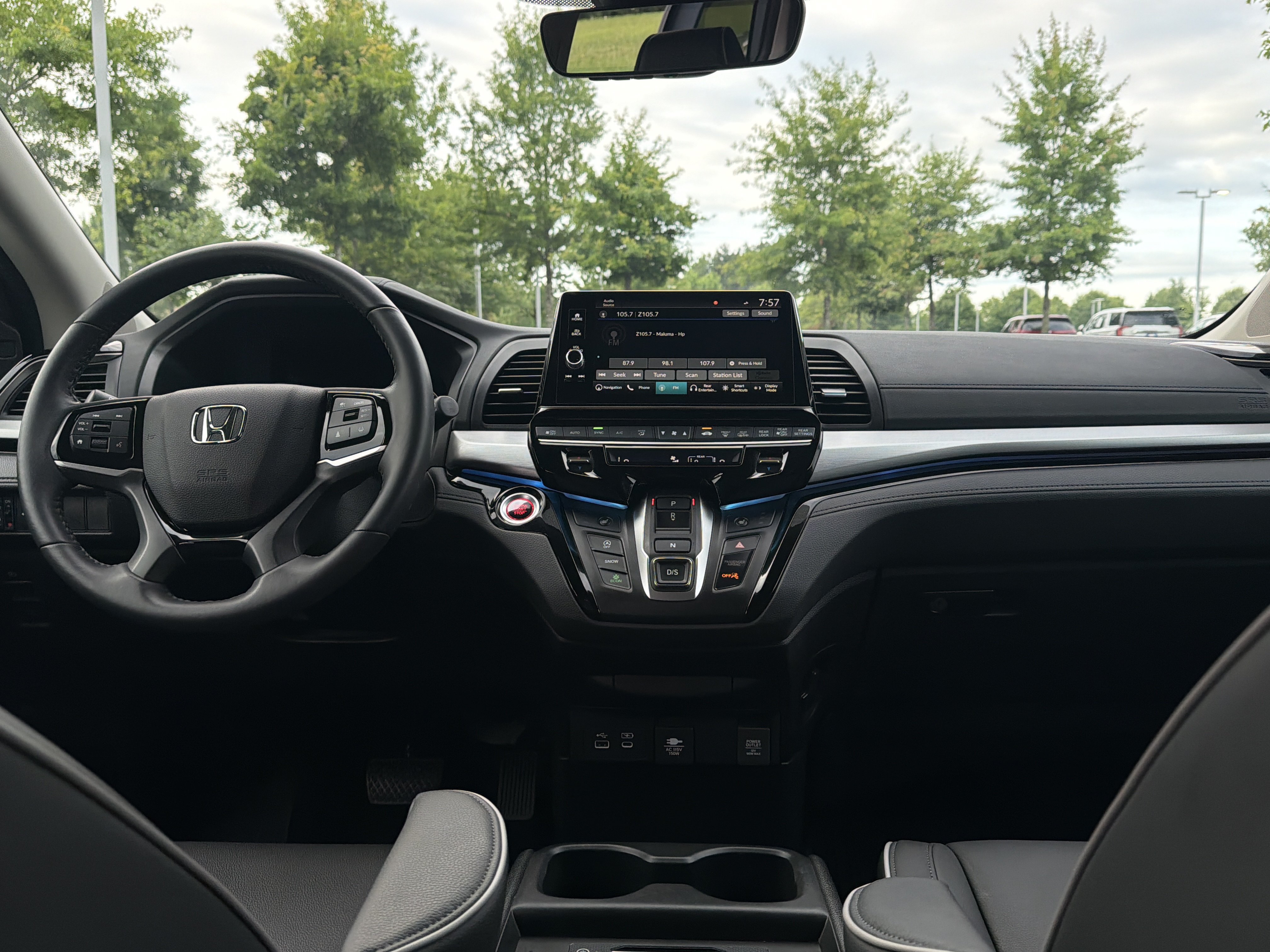 Certified 2025 Honda Odyssey Touring image 29