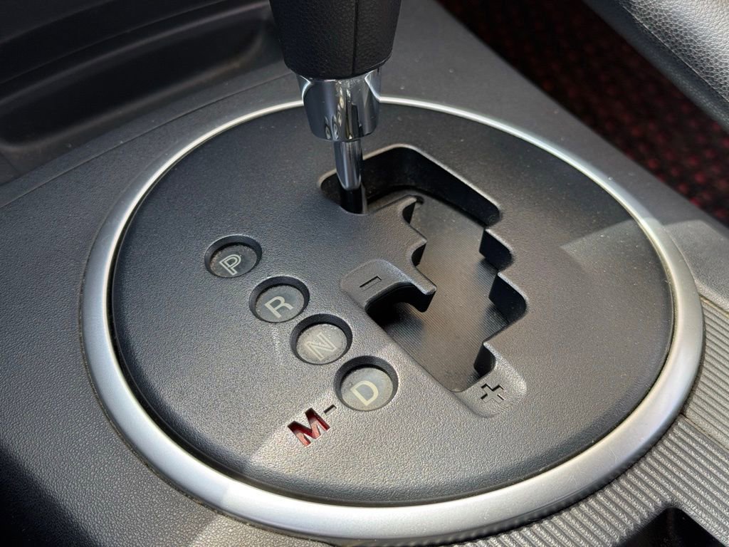 Used 2008 MAZDA MX-5 Miata Sport image 23