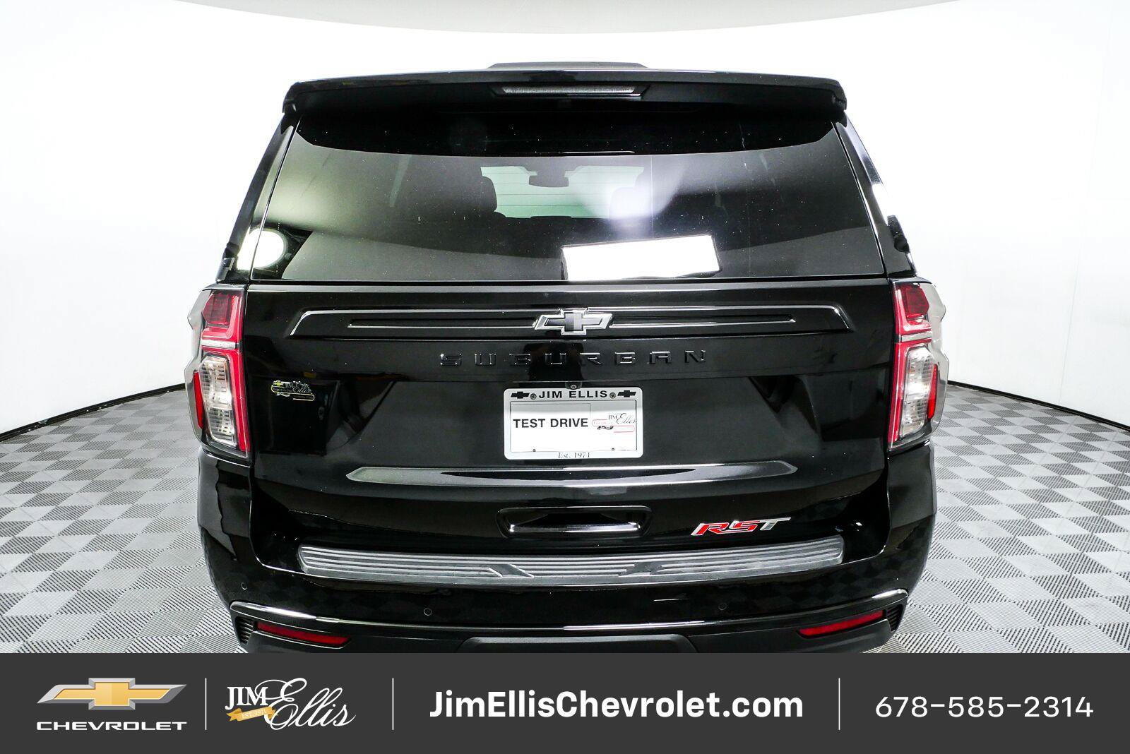 Certified 2024 Chevrolet Suburban RST w/ Luxury Package RWD image 28