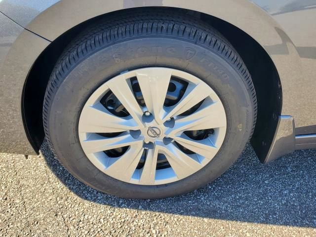 New 2025 Nissan Sentra S image 9