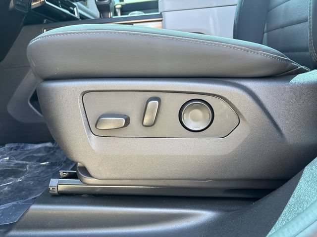 Certified 2024 GMC Hummer EV 3X w/ Omega Edition AWD/4WD image 23