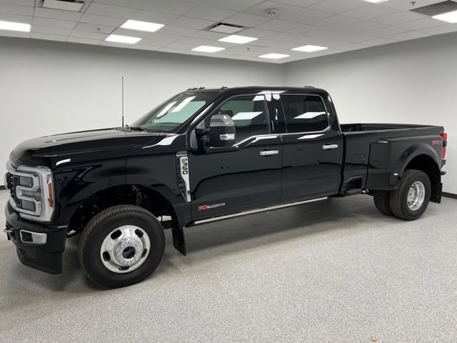 Used 2024 Ford F350 Platinum image 7